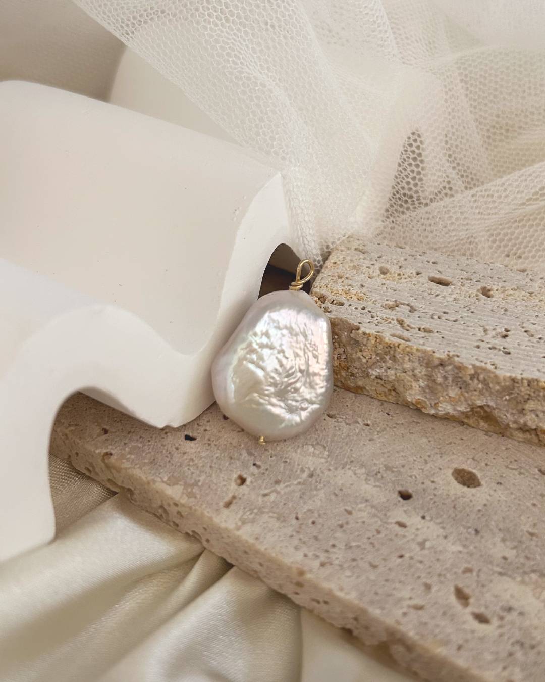 Freshwater baroque pearl jewellery charm for necklace or earring