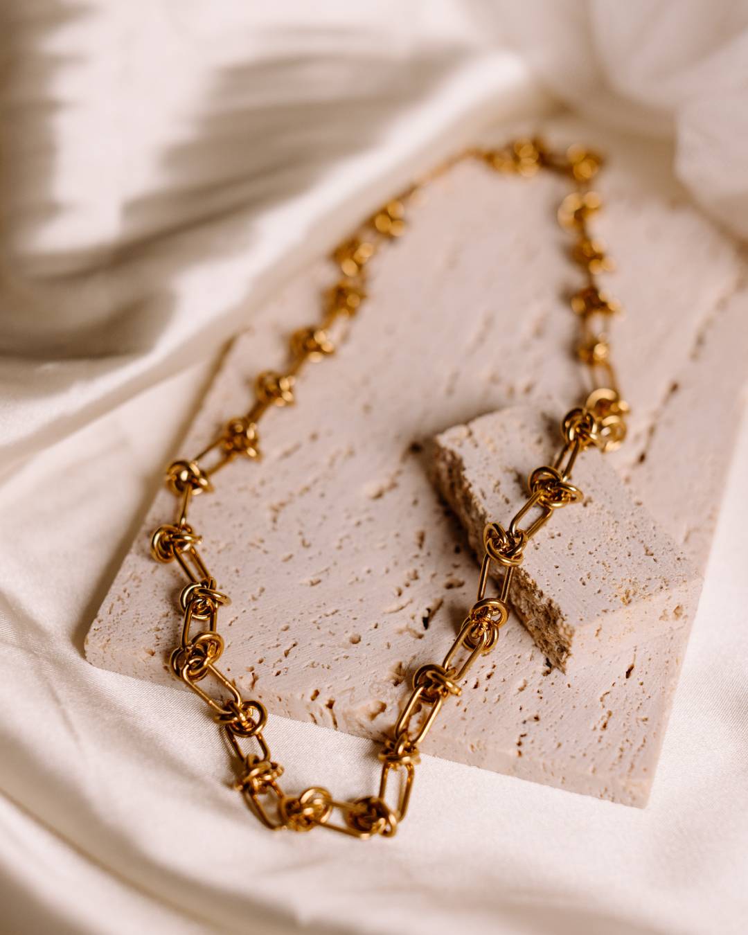 Waterproof gold plated chunky chain necklace