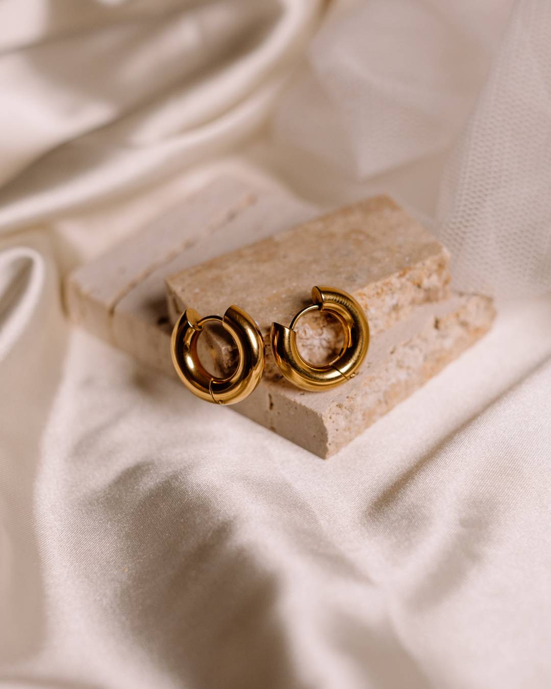 Waterproof gold plated huggie hoop earring